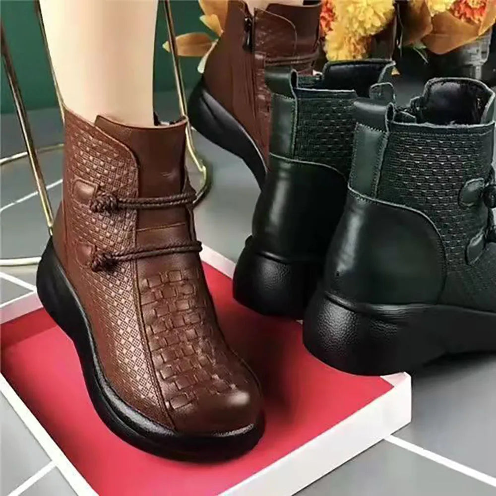 Bota Feminina Inverno com Forro de Lã Confortável em Couro PU